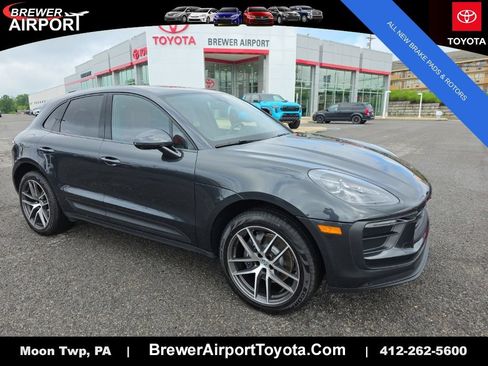 Used 2023 Porsche Macan Turbo AWD/4WD image 1