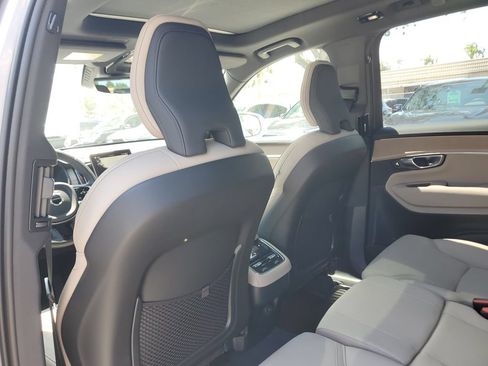 Used 2026 Volvo XC90 B6 Plus AWD/4WD image 18