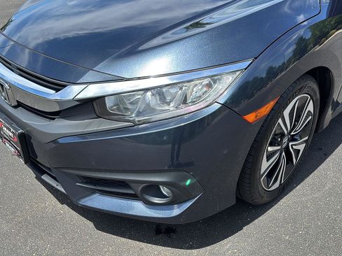 Used 2017 Honda Civic EX-L image 5