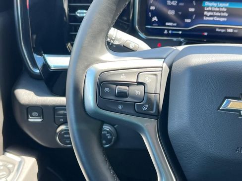 Used 2025 Chevrolet Silverado 1500 LT AWD/4WD image 21