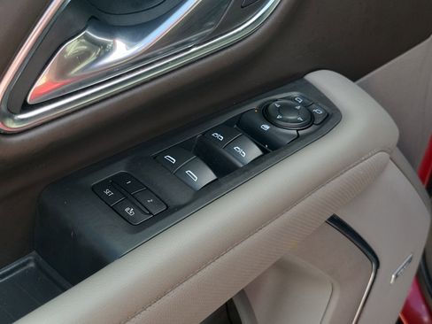 Used 2023 GMC Yukon SLT image 19