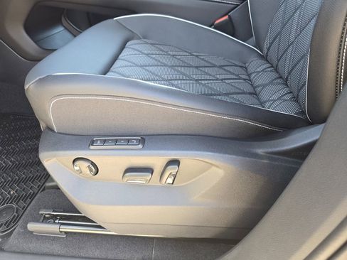 New 2026 Volkswagen Atlas SEL Premium R-Line image 19