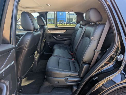 Used 2024 MAZDA CX-90 Plug-In Hybrid w/ Preferred AWD/4WD image 13