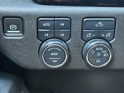 Used 2024 Chevrolet Silverado 1500 RST w/ Convenience Package II image 30