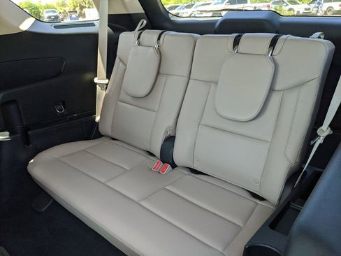 Certified 2020 Ford Explorer XLT w/ Equipment Group 202A image 20