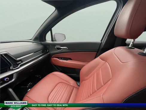 Used 2023 Kia Sportage SX image 29