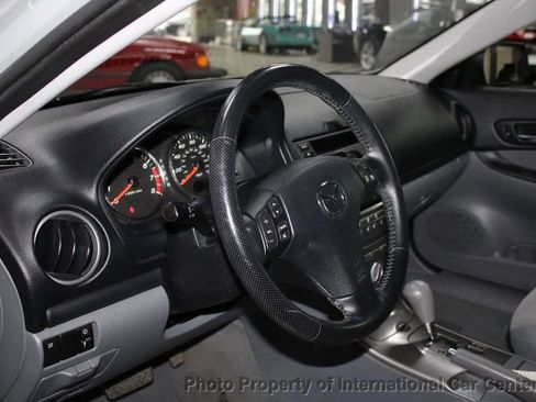 Used 2003 MAZDA MAZDA6 i image 11