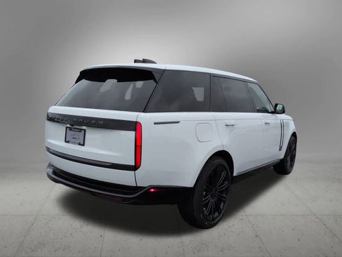 New 2026 Land Rover Range Rover Long Wheelbase SE image 5