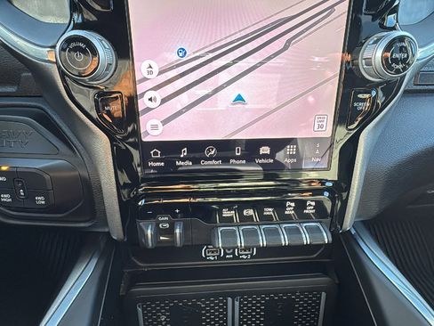 Used 2025 RAM 3500 Laramie w/ Night Edition image 20