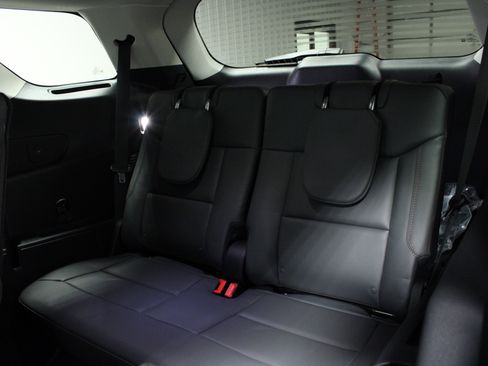 New 2026 Ford Explorer Active w/ Active Comfort Package image 14