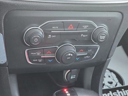 Used 2023 Dodge Charger SXT w/ Blacktop Package image 18