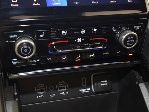 Used 2023 Jeep Grand Cherokee Summit image 37