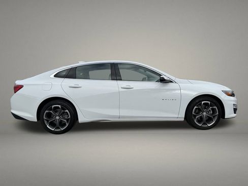 Used 2024 Chevrolet Malibu LT image 6