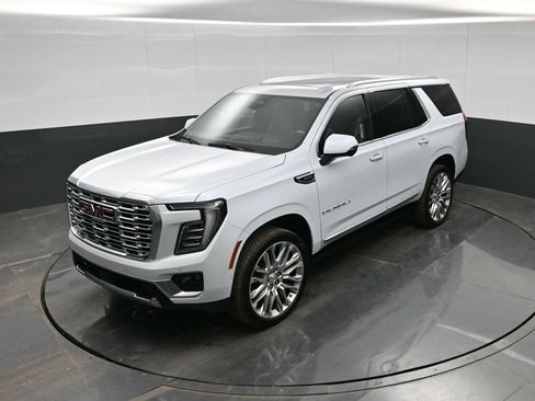 New 2026 GMC Yukon Denali w/ Denali Reserve Package image 24