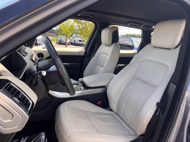 Used 2020 Land Rover Range Rover Sport HSE AWD/4WD image 12