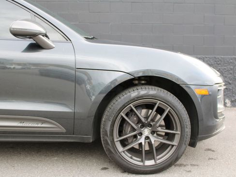 Certified 2023 Porsche Macan Turbo image 12