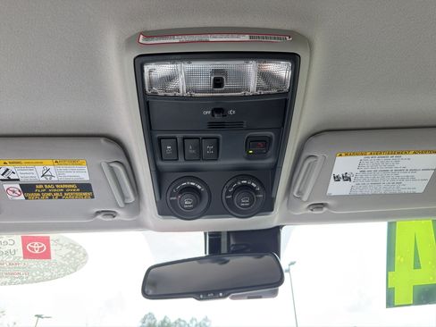 Used 2024 Toyota 4Runner TRD Off-Road image 5