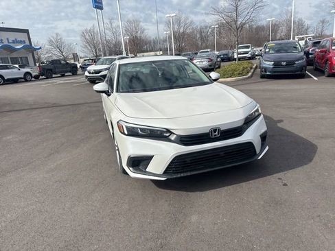 Used 2024 Honda Civic LX image 4