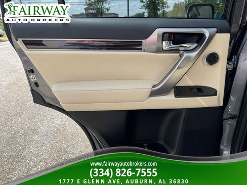 Used 2023 Lexus GX 460 Premium AWD/4WD image 31