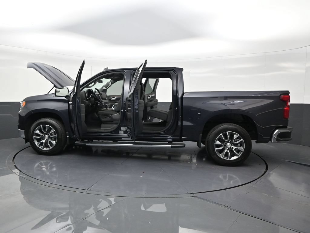 Used 2024 Chevrolet Silverado 1500 LT RWD image 27