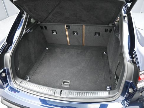 Certified 2023 Porsche Macan Turbo image 32
