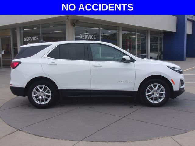 Used 2024 Chevrolet Equinox LT FWD image 2