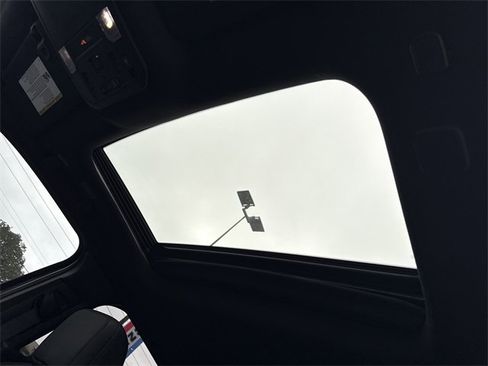 Used 2024 Toyota Tacoma TRD Off-Road w/ TRD Off Road Premium Package image 27