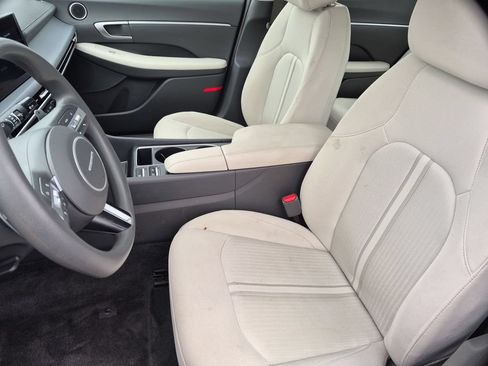 Used 2025 Hyundai Sonata SEL FWD image 25