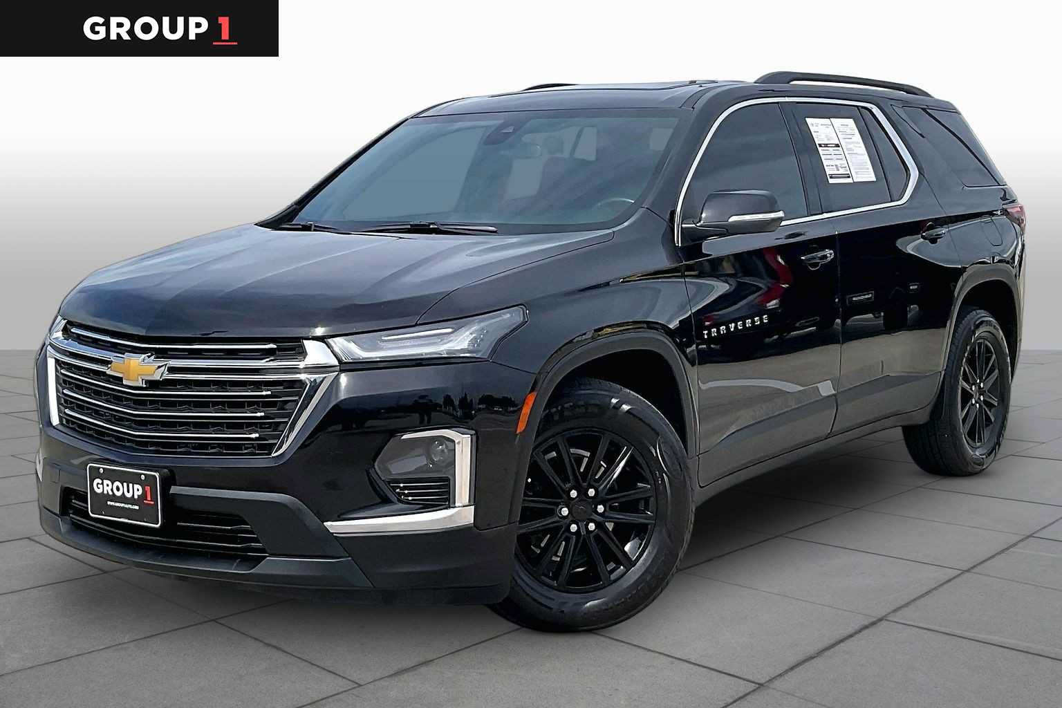 Used 2022 Chevrolet Traverse LT FWD image 1