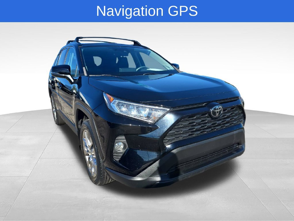 Used 2021 Toyota RAV4 XLE Premium AWD/4WD image 9