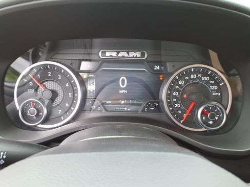 New 2026 RAM 1500 Big Horn AWD/4WD image 17
