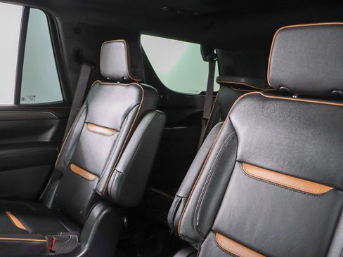 Used 2023 GMC Yukon AT4 w/ AT4 Premium Plus Package AWD/4WD image 28