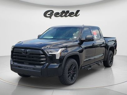 New 2026 Toyota Tundra SR5 w/ SR5 Premium Package
