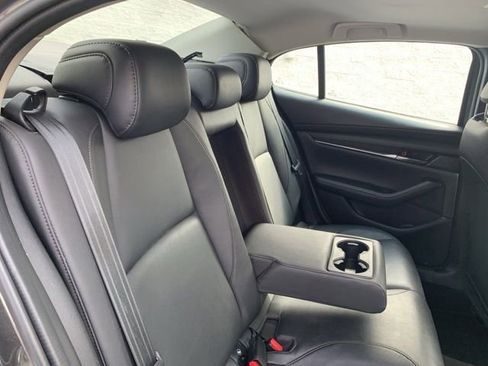 Used 2022 MAZDA MAZDA3 s image 34
