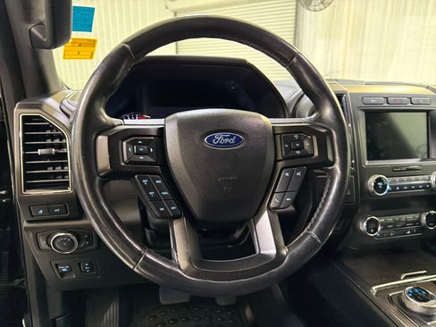 Used 2019 Ford Expedition Limited RWD image 17