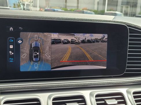 Used 2025 Mercedes-Benz GLE 350 4MATIC image 12