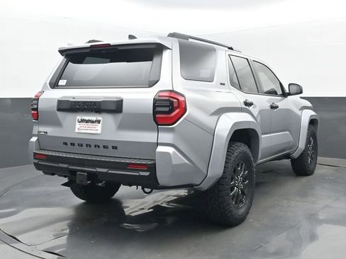 New 2026 Toyota 4Runner SR5 RWD image 19