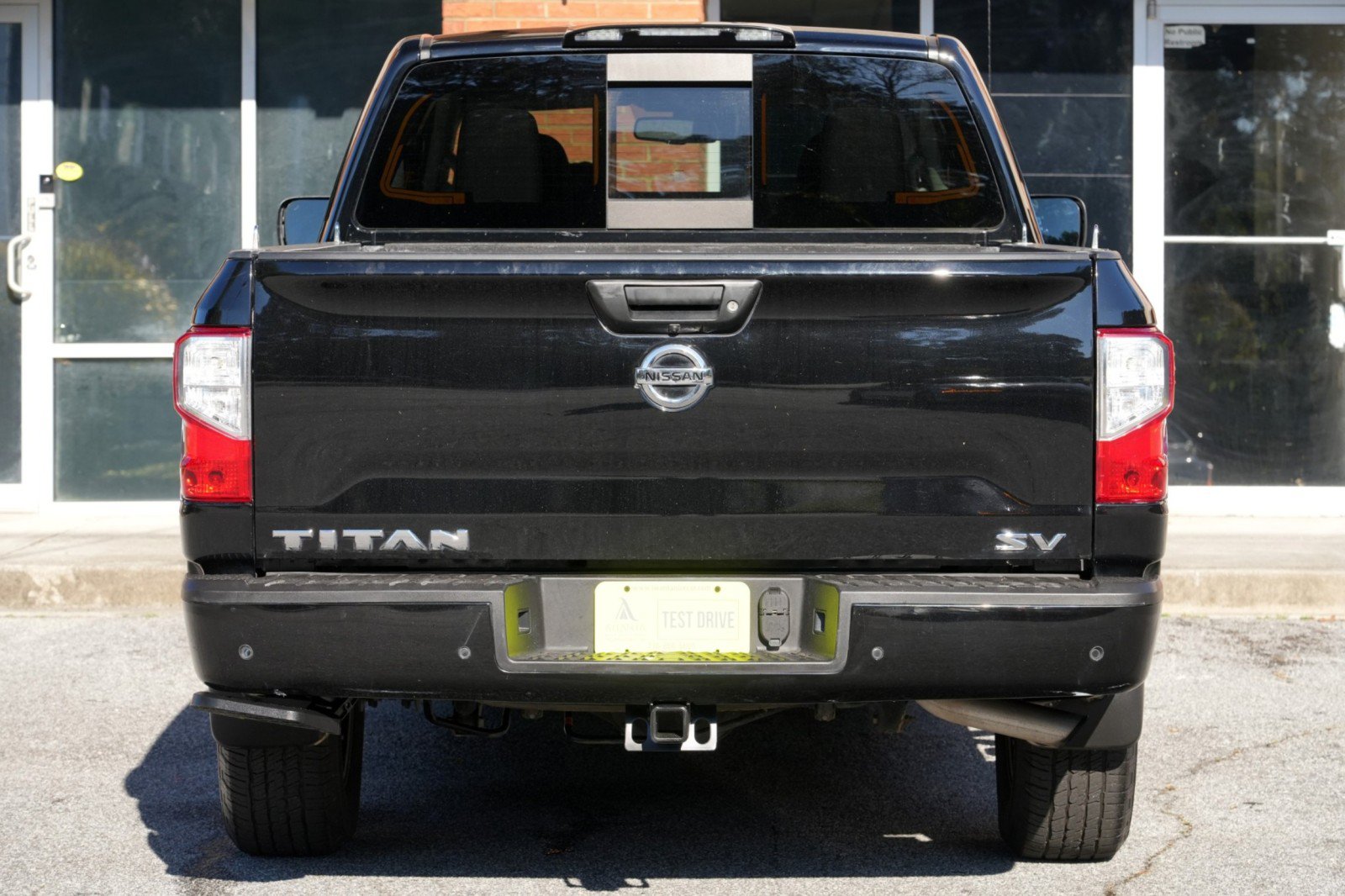 Used 2021 Nissan Titan SV w/ SV Convenience Package RWD image 37