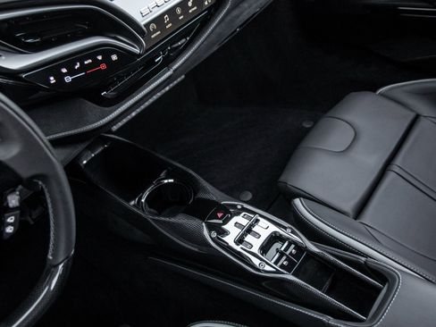 Used 2023 Ferrari SF90 Stradale image 37