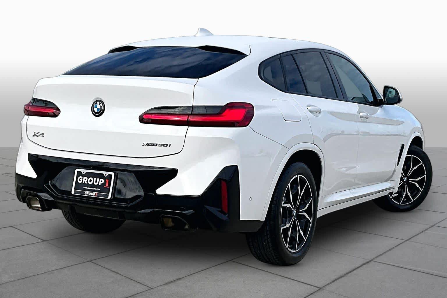 Used 2024 BMW X4 xDrive30i w/ Premium Package AWD/4WD image 12