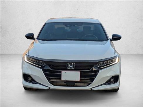 Used 2022 Honda Accord Sport image 2