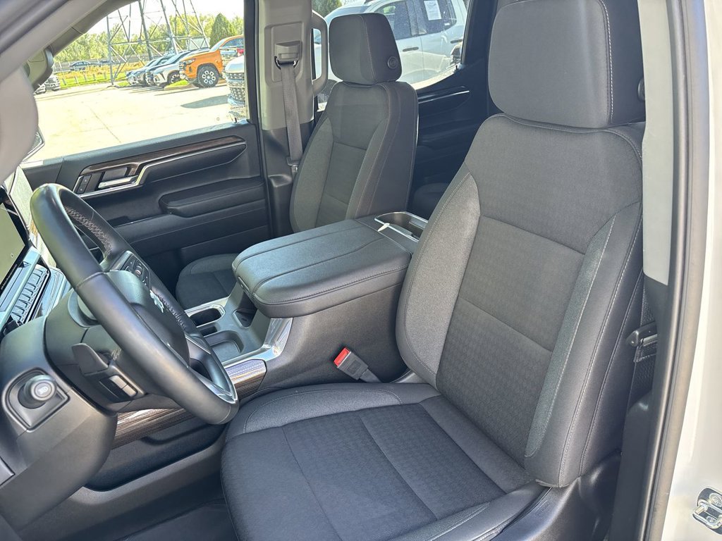 Used 2024 Chevrolet Silverado 1500 RST w/ True North Edition Plus AWD/4WD image 22