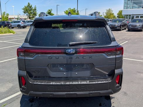 New 2026 Subaru Outback Limited AWD/4WD image 3