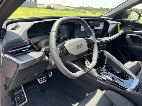 New 2026 Audi SQ5 Premium Plus AWD/4WD image 16
