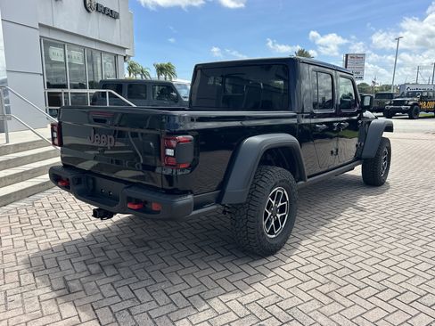 New 2026 Jeep Gladiator Rubicon w/ Safety Group AWD/4WD image 7