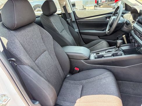 Used 2025 Honda Accord SE image 37