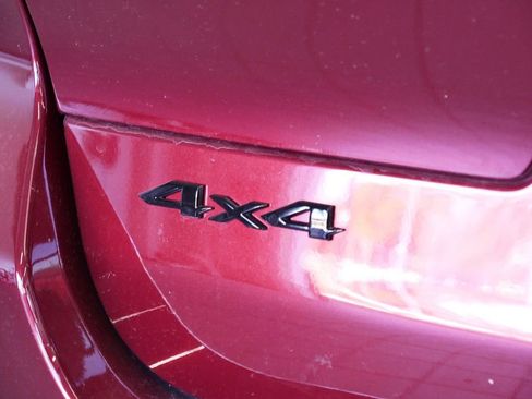 Certified 2025 Jeep Grand Cherokee L Limited w/ Luxury Tech Group II image 15