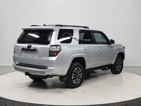 Used 2019 Toyota 4Runner TRD Off-Road Premium AWD/4WD image 7