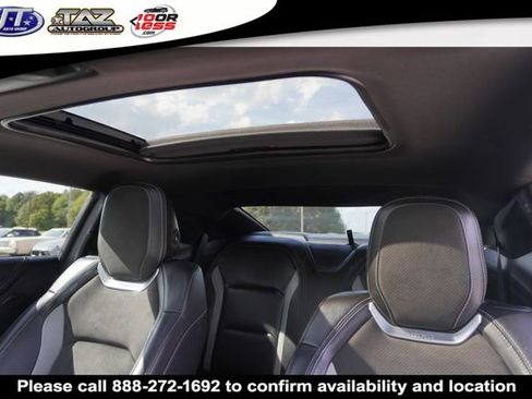 Used 2020 Chevrolet Camaro SS RWD image 14