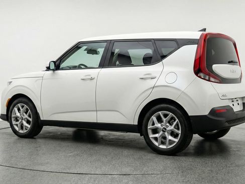 Used 2025 Kia Soul LX w/ LX Technology Package image 6